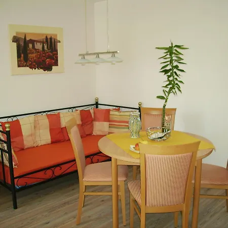 Ferienweingut Port 4* ברנקסטל - קיס