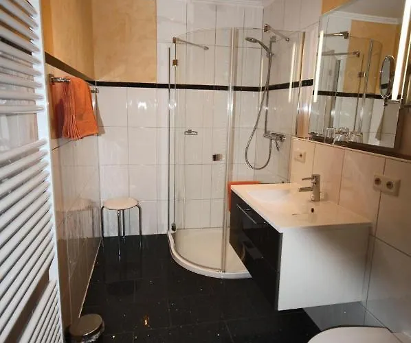 Ferienweingut Port 4* ברנקסטל - קיס